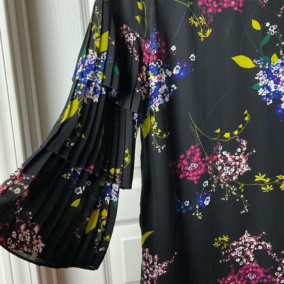 Worthington Black Garment - Picture 4 of 11